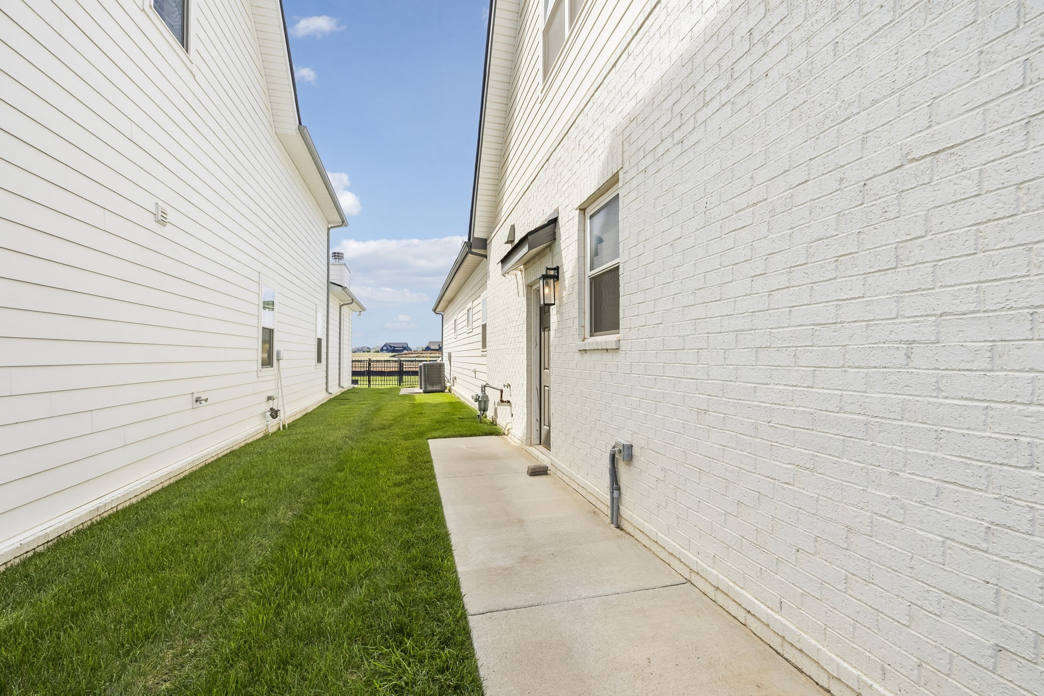 5727 Willoughby Way Murfreesboro TN 37129