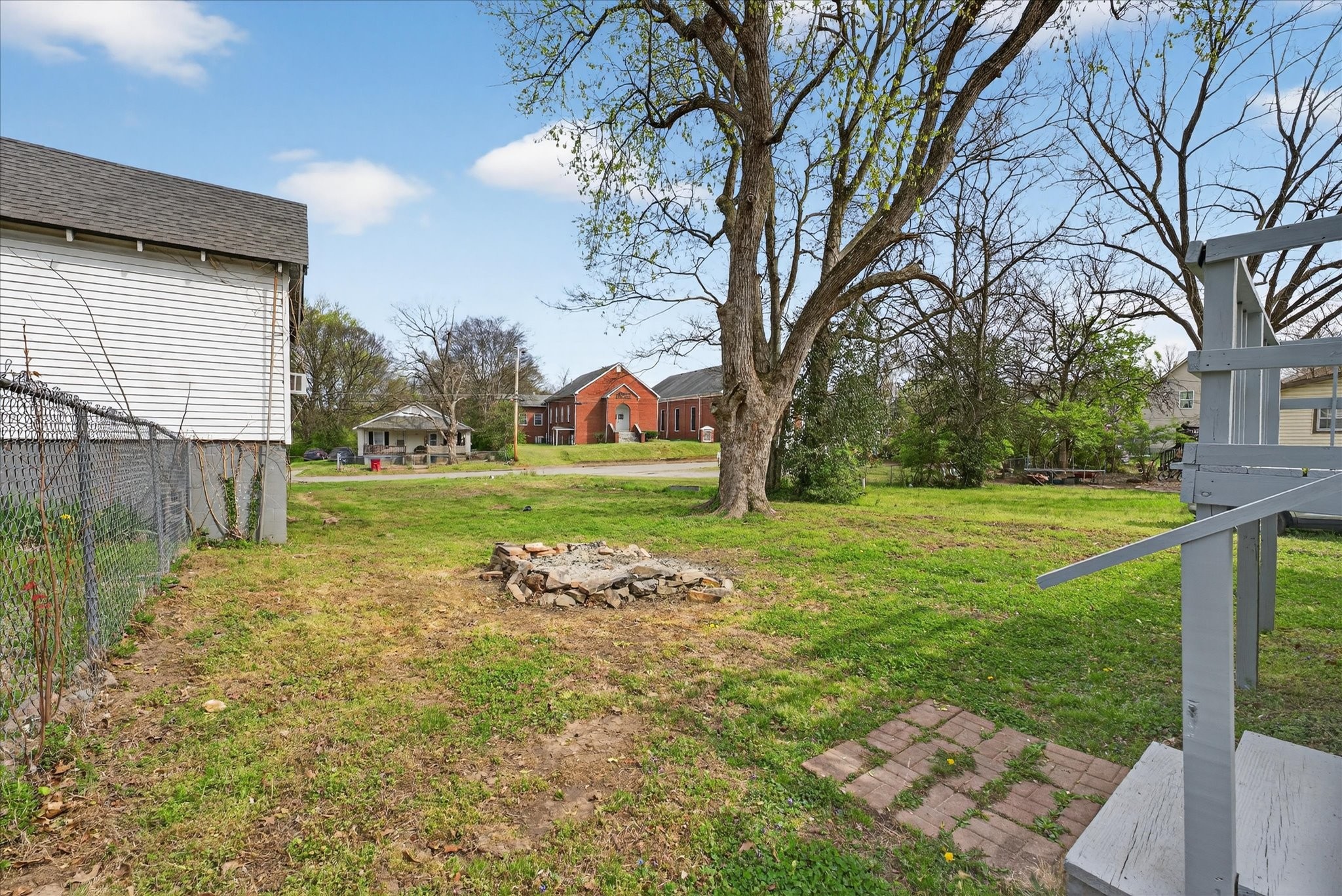 859 Greenwood Avenue Clarksville TN 37040