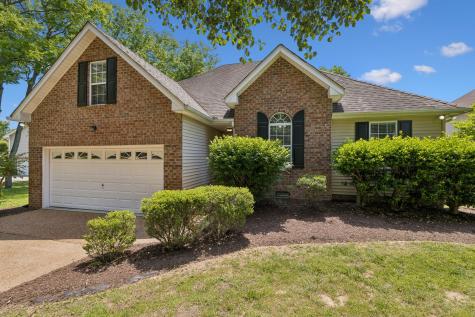 2709 Douglas Lane Thompsons Station TN 37179