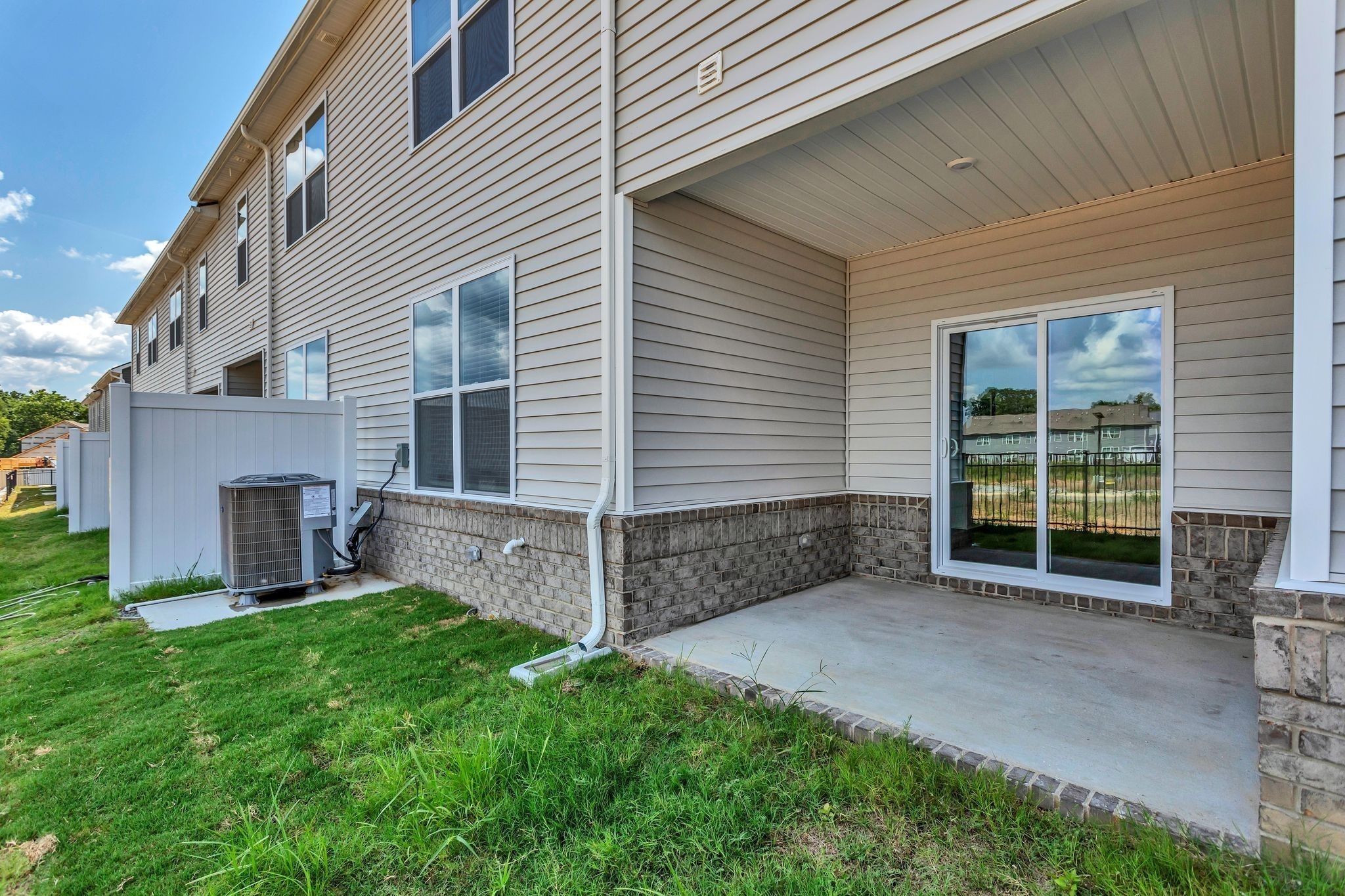1692 Manuka Lane Columbia TN 38401