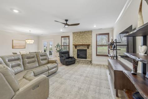 837 Odell Drive White House TN 37188