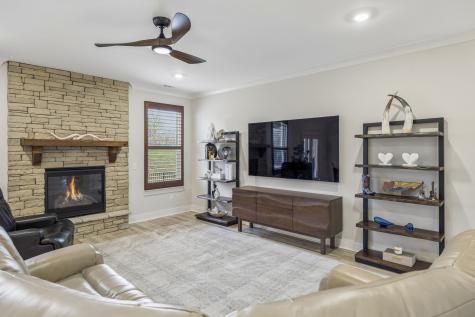 837 Odell Drive White House TN 37188