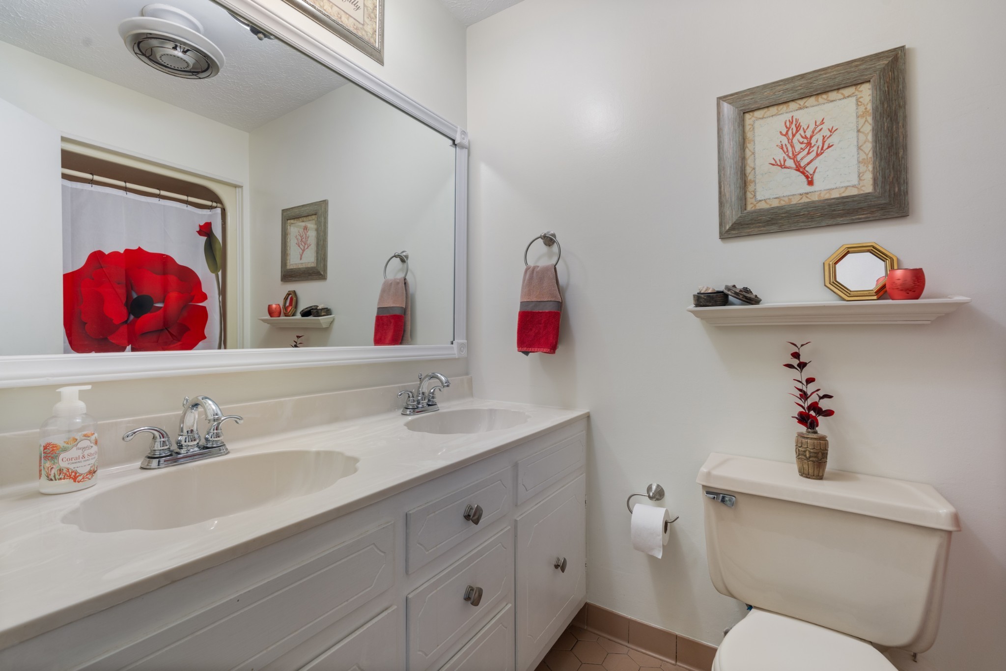 10779 N Tidwell Road Bon Aqua TN 37025