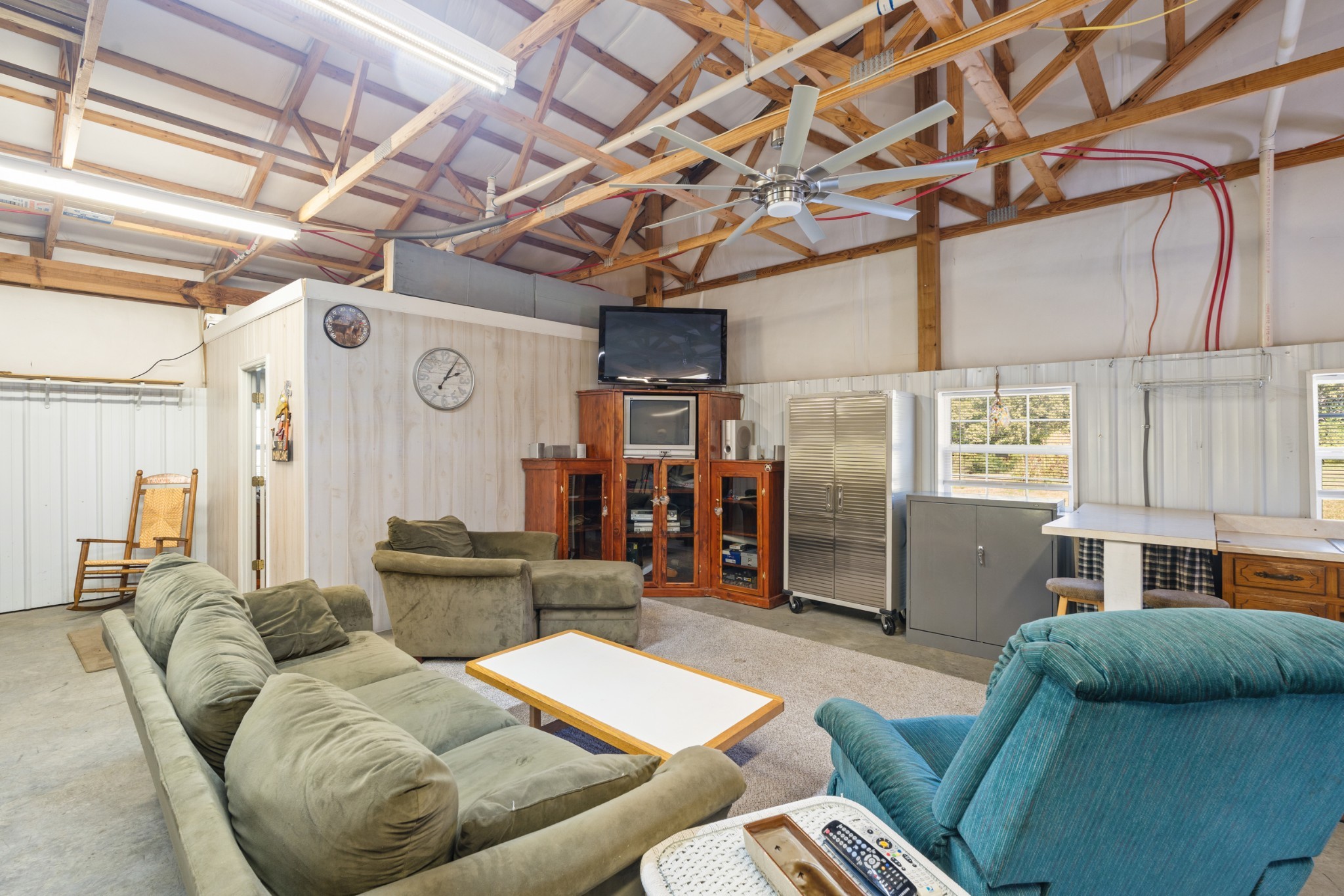 10779 N Tidwell Road Bon Aqua TN 37025