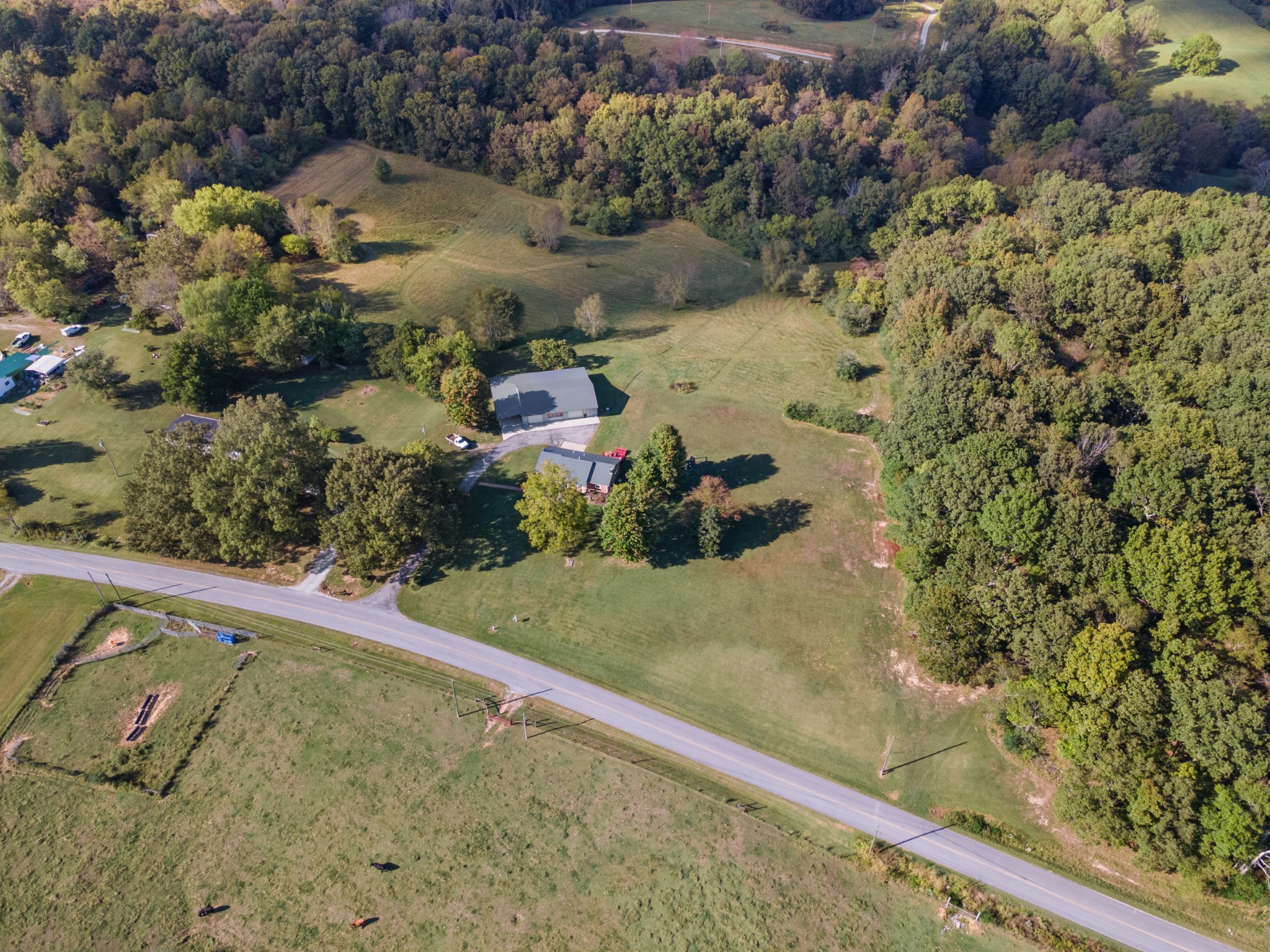 10779 N Tidwell Road Bon Aqua TN 37025