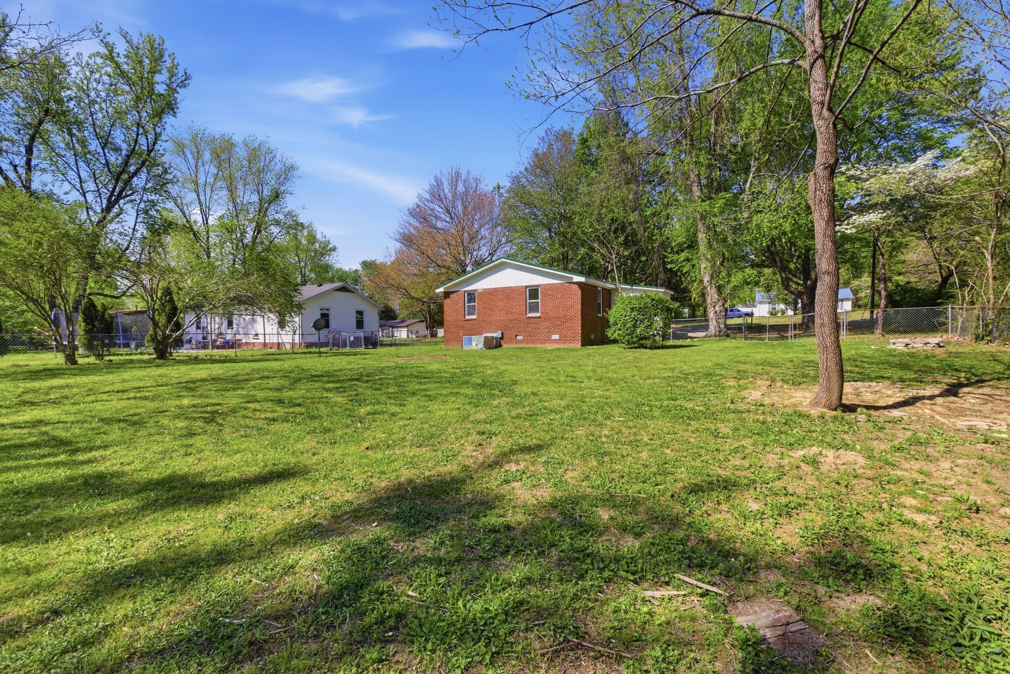 1021 Preston Drive Burns TN 37029