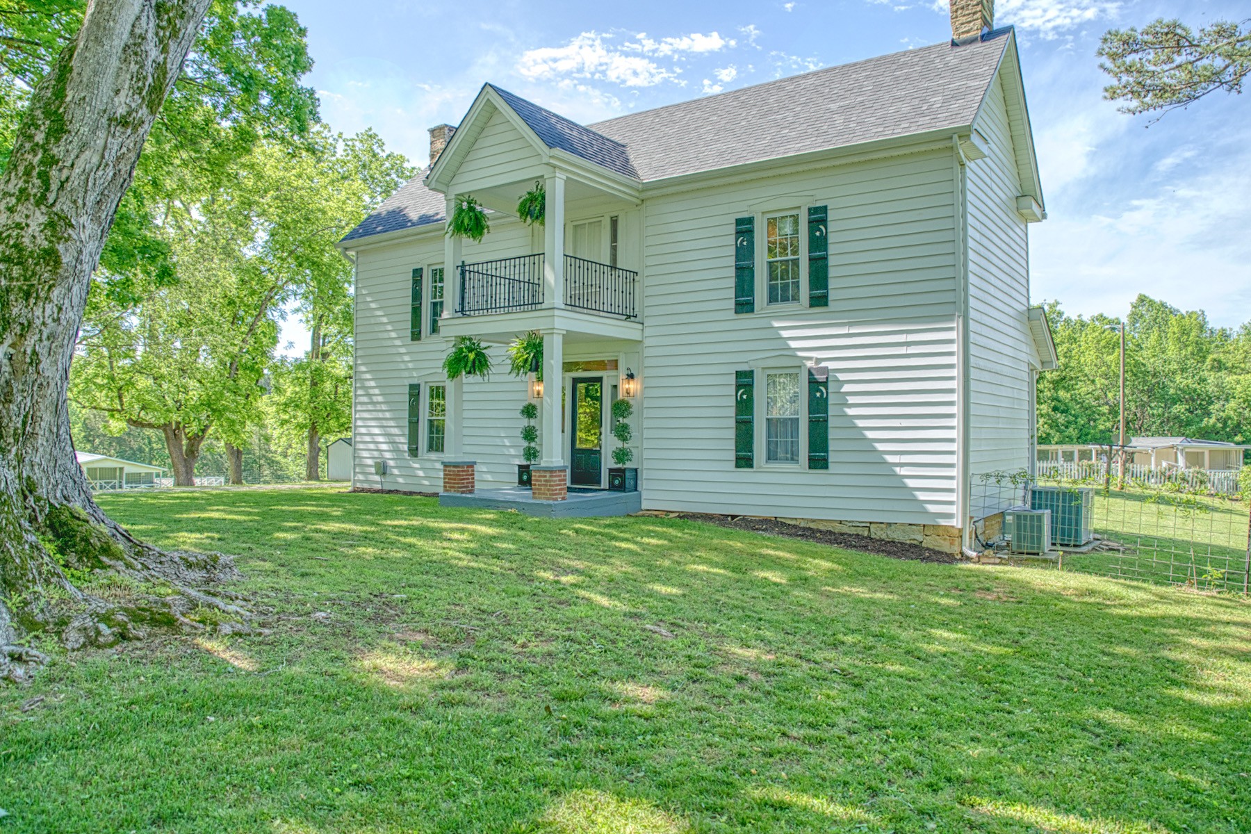 427 Frank Sims Road Sparta TN 38583