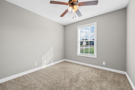 141 Bob White Trail Oak Grove KY 42262