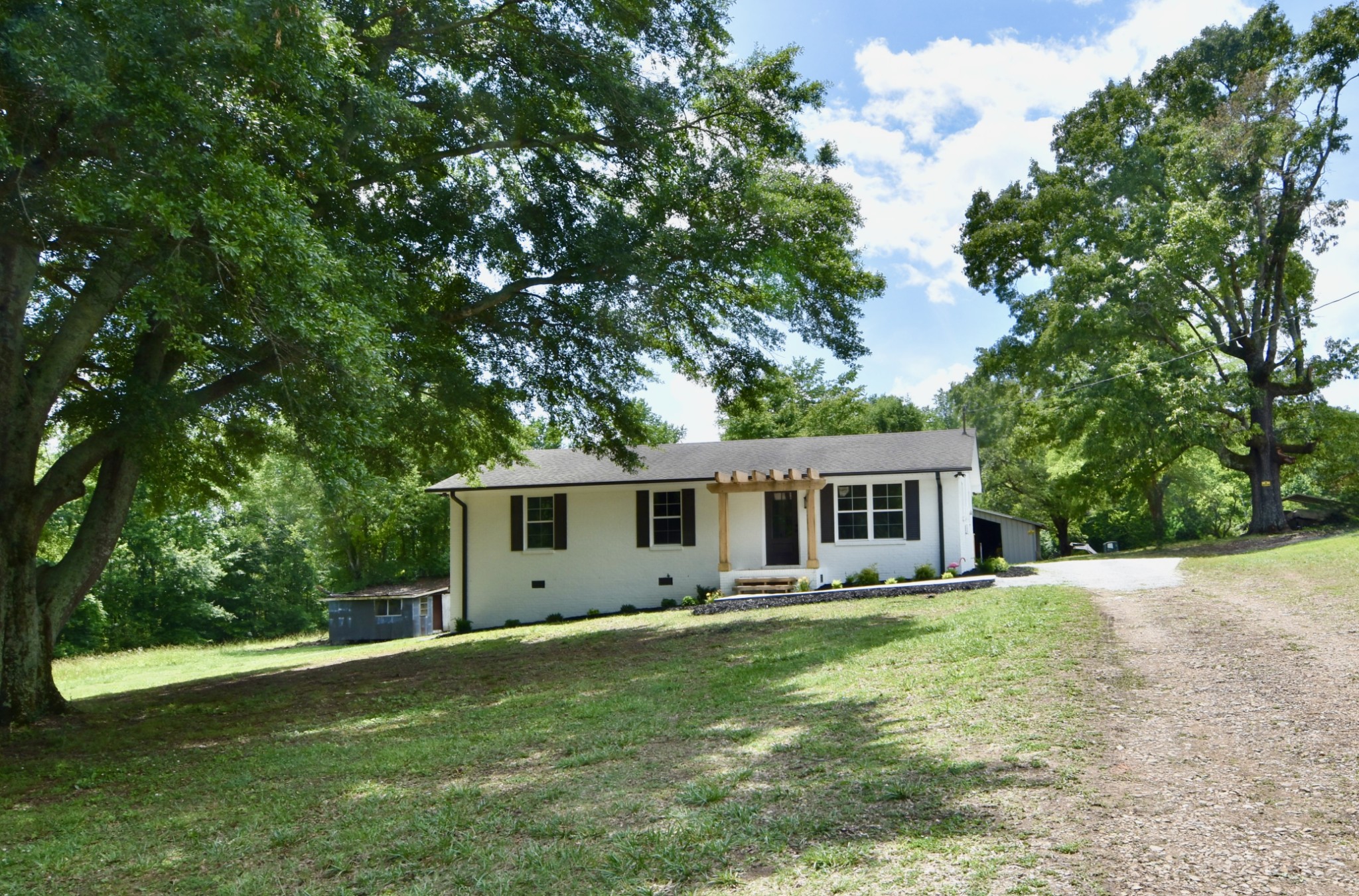 41 Peppertown Road Loretto TN 38469