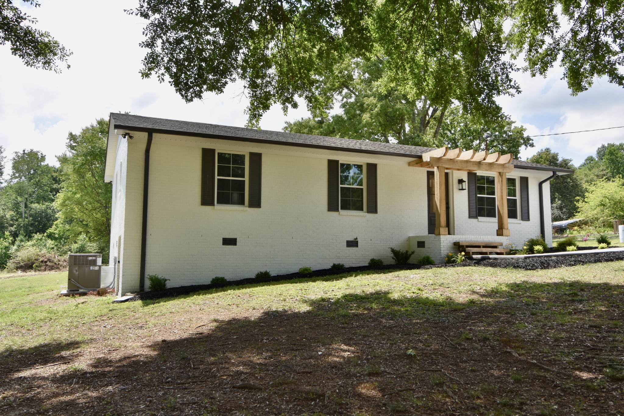 41 Peppertown Road Loretto TN 38469