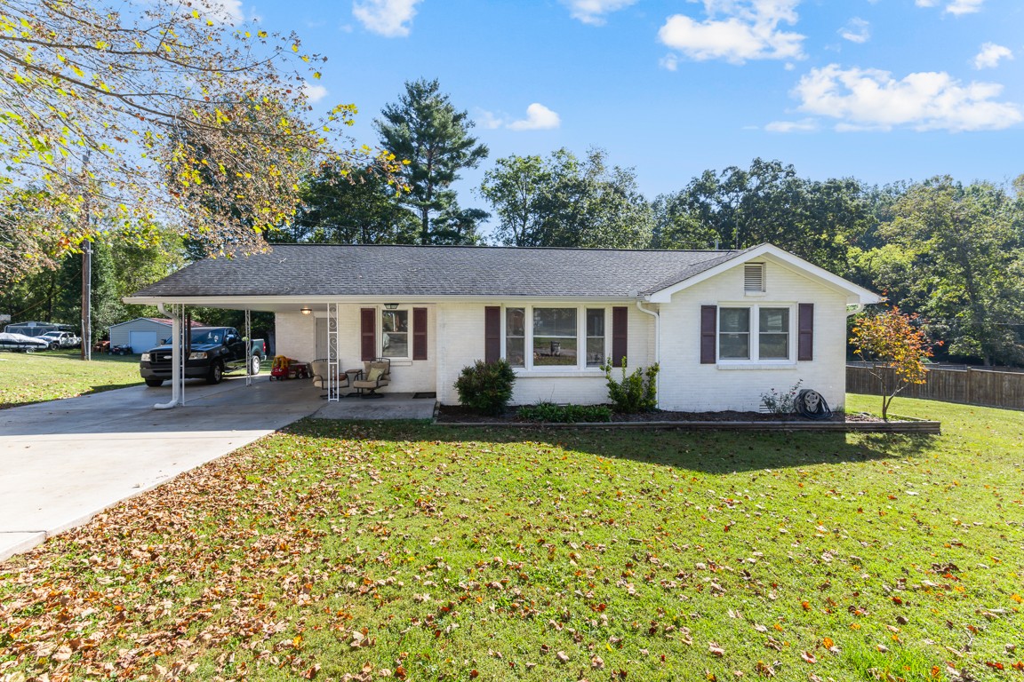 105 S Poole Street Ashland City TN 37015