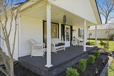 908 Smith Avenue Lawrenceburg TN 38464