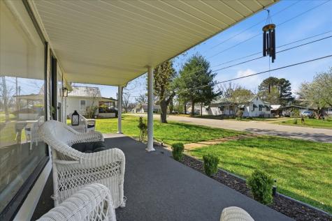 908 Smith Avenue Lawrenceburg TN 38464