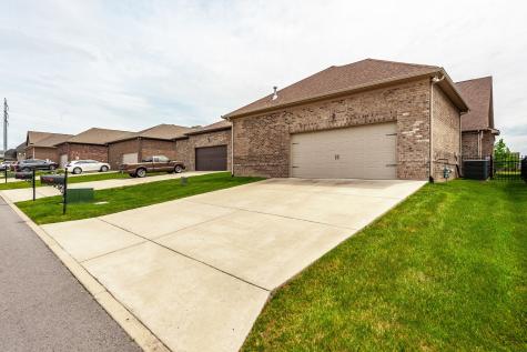 1064 Ambling Way Gallatin TN 37066