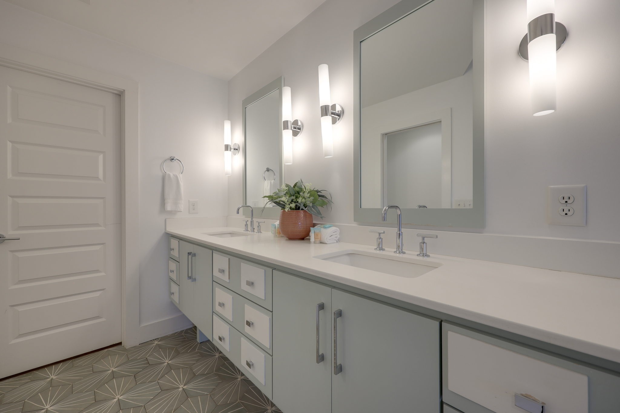 405 Avoca Street Nashville TN 37203
