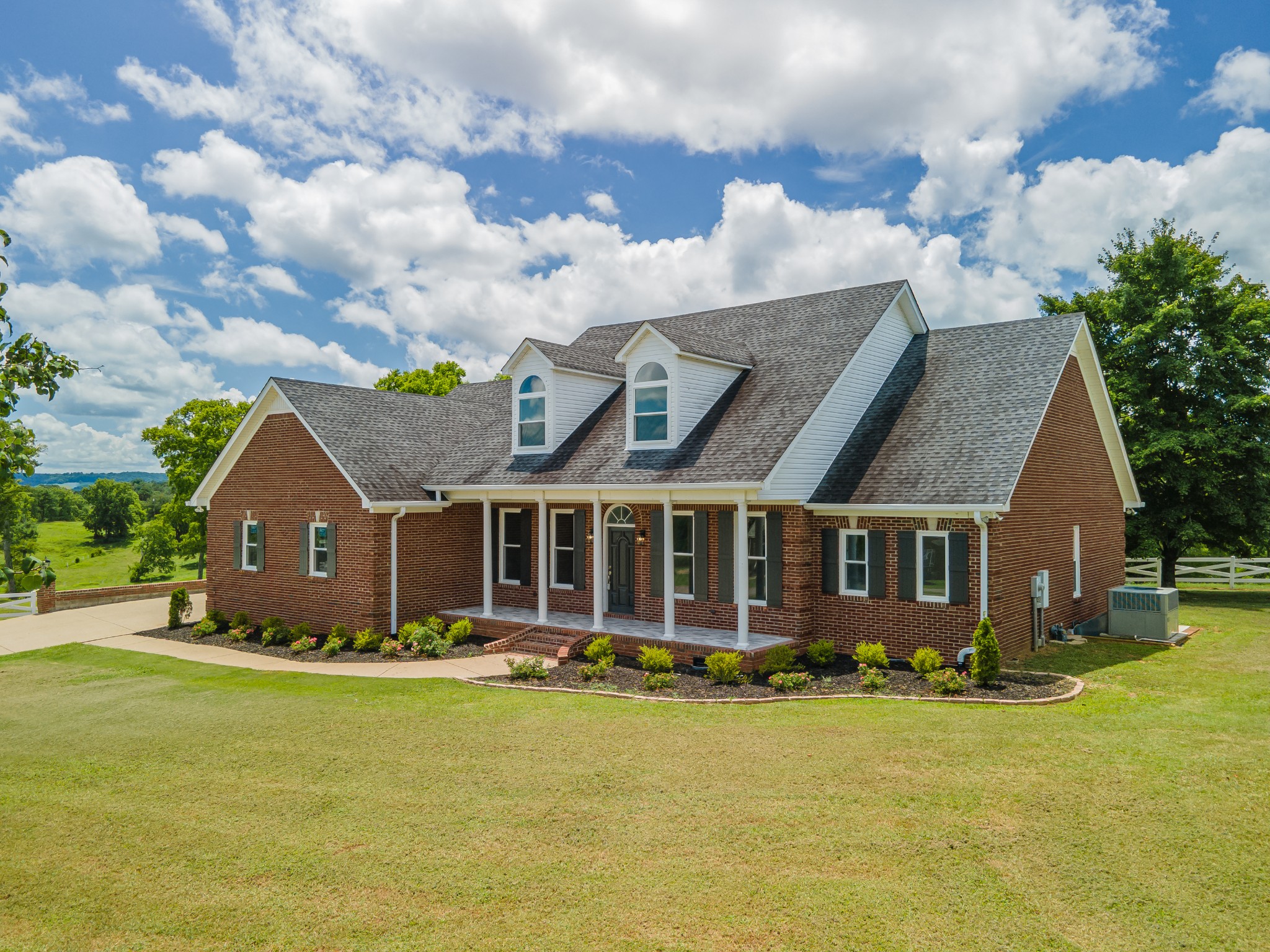 1821 Gina Lynn Drive Lewisburg TN 37091