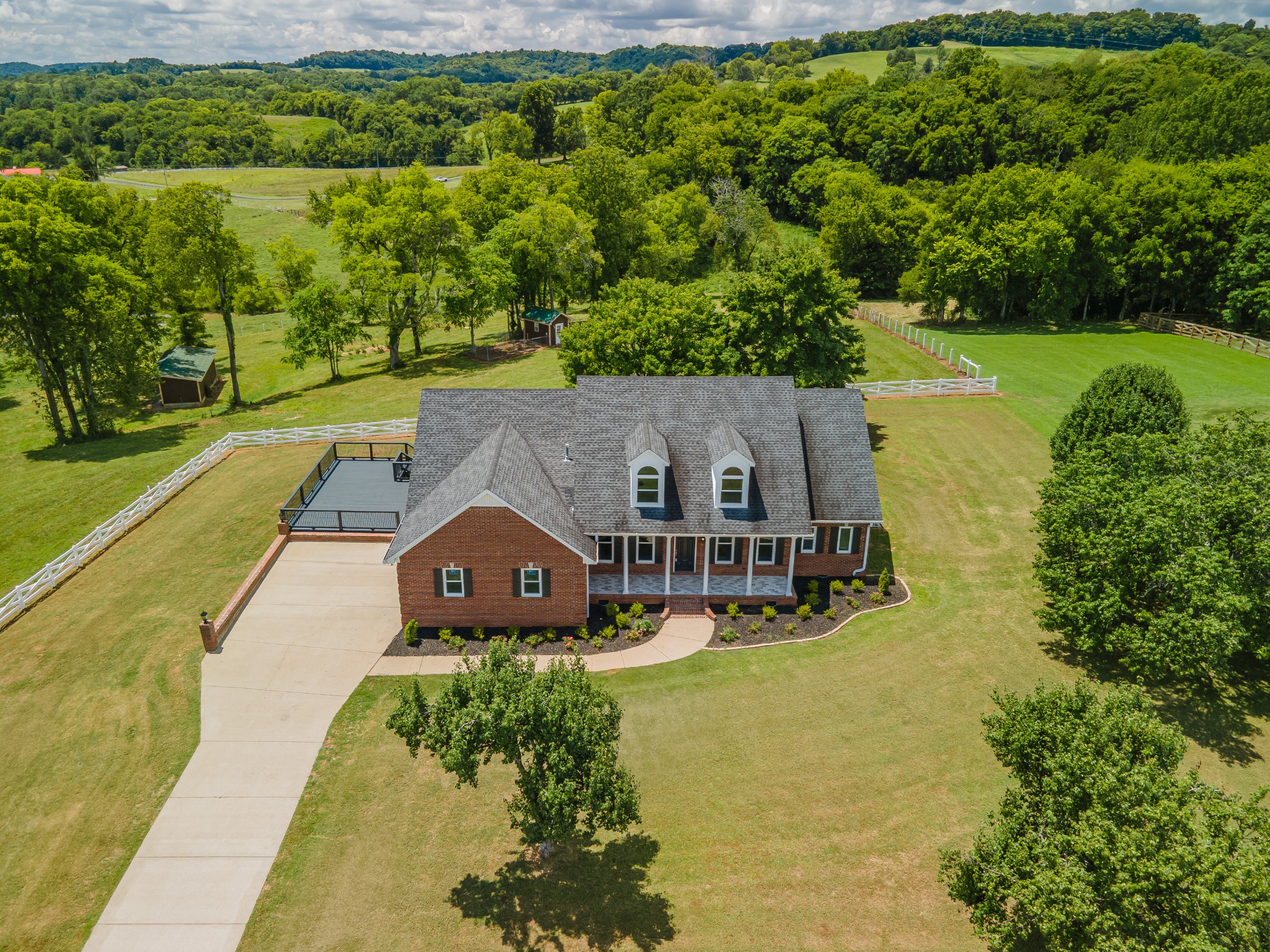 1821 Gina Lynn Drive Lewisburg TN 37091
