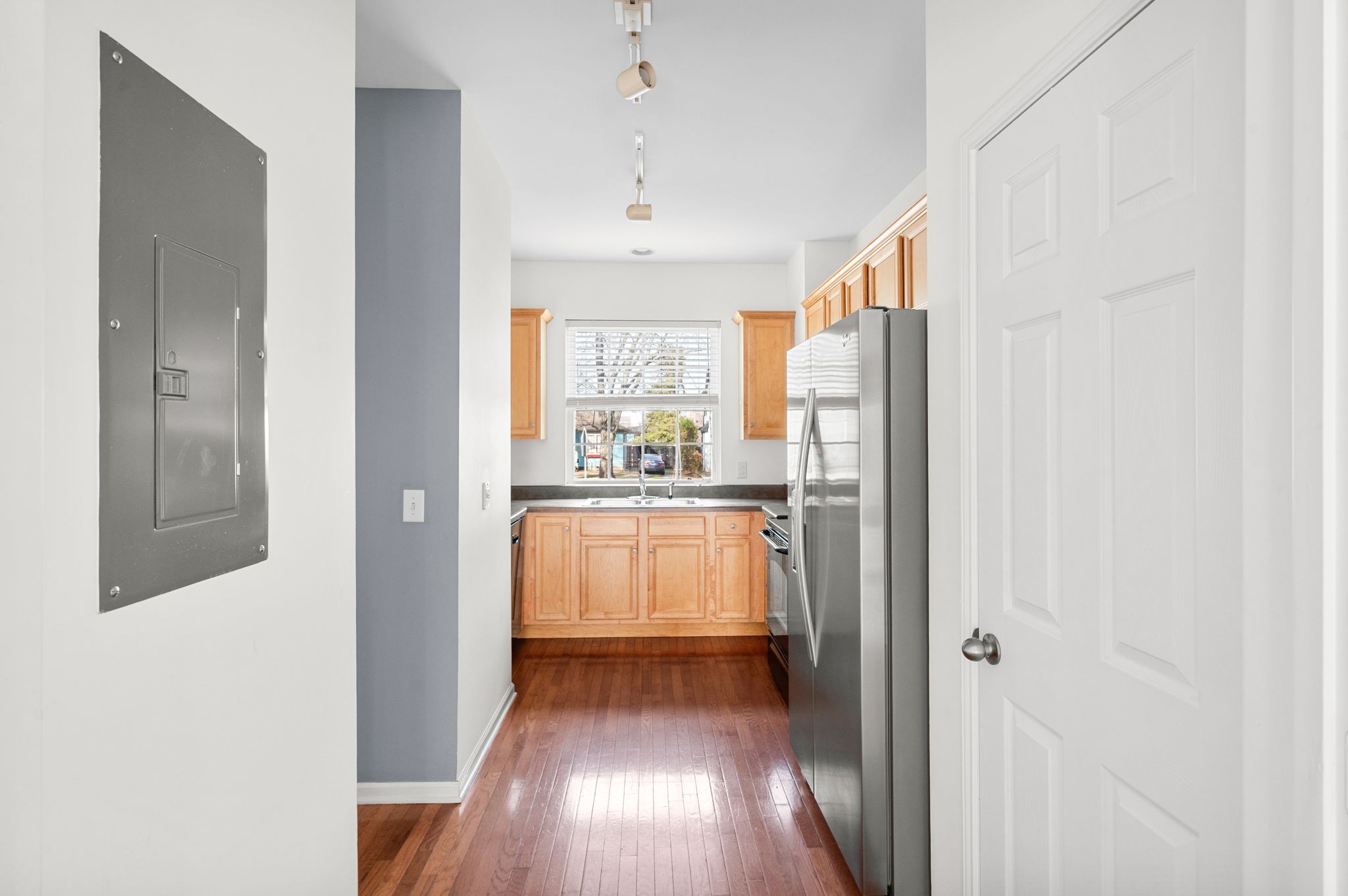 2615 Belcourt Avenue Nashville TN 37212