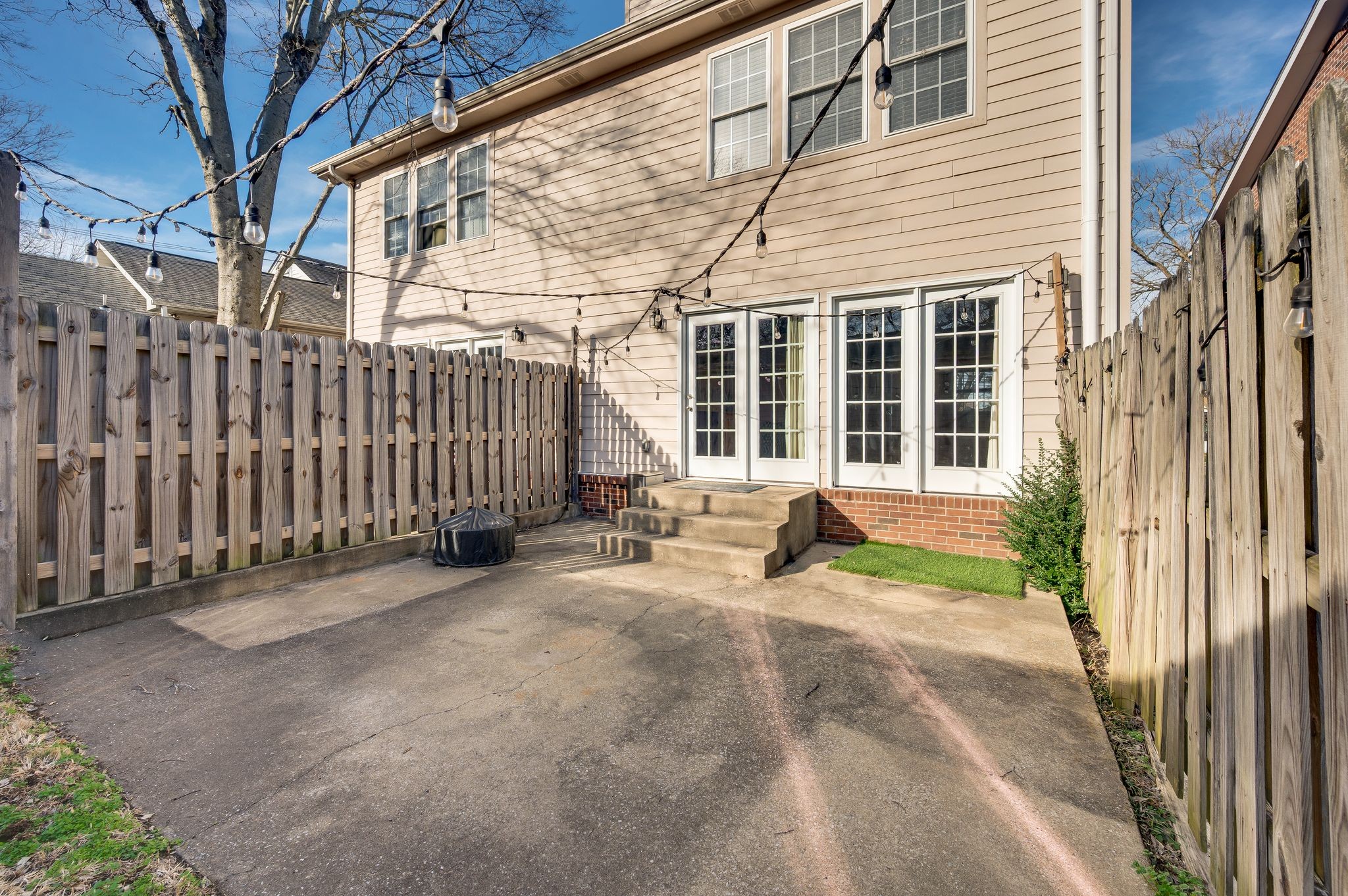 2615 Belcourt Avenue Nashville TN 37212
