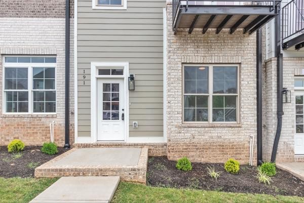 191 Charleston Avenue Pleasant View TN 37146