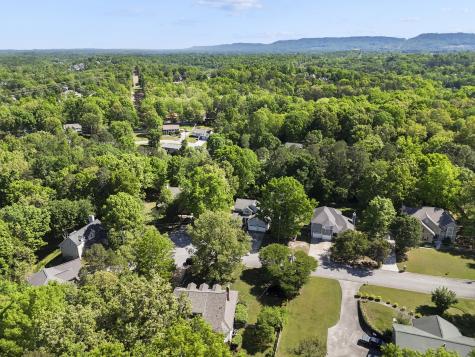 5305 Kellys Point Ooltewah TN 37363