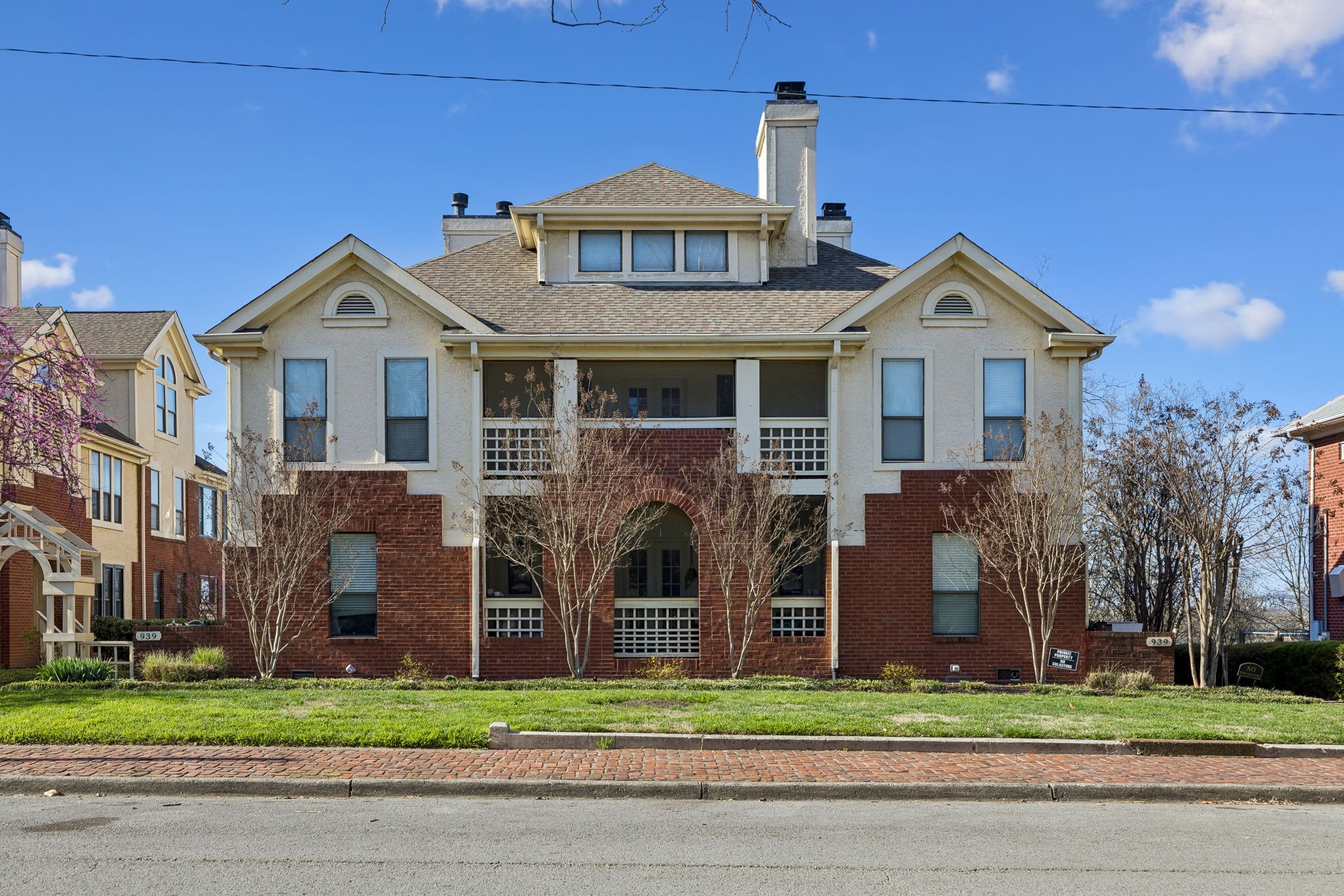 939 Russell Street Nashville TN 37206