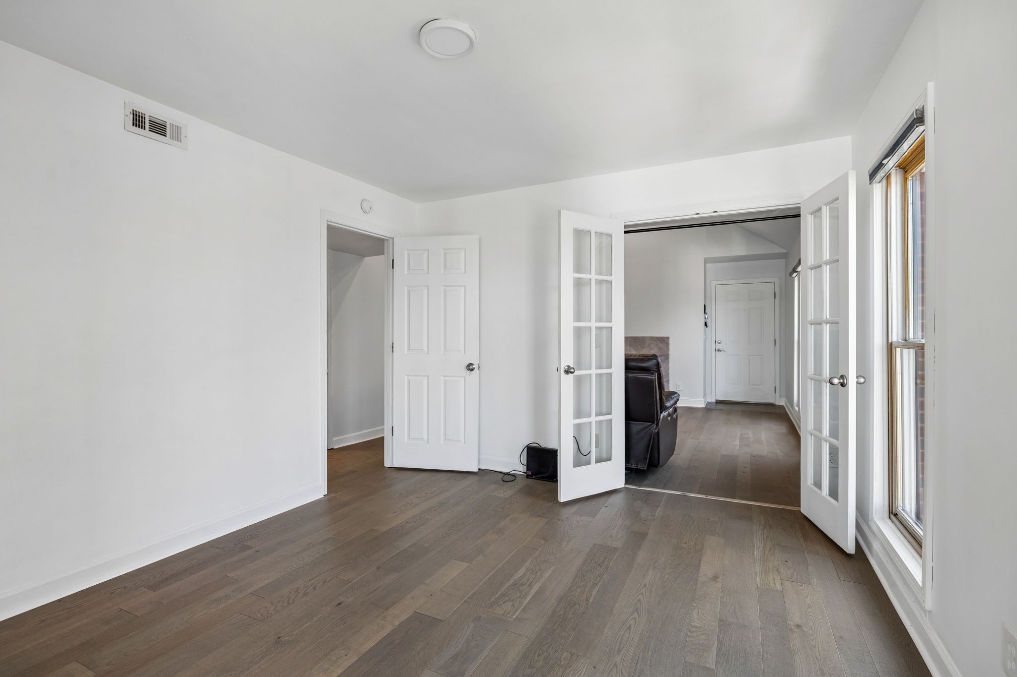 939 Russell Street Nashville TN 37206