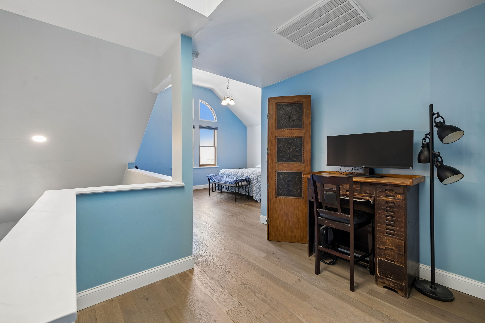 939 Russell Street Nashville TN 37206