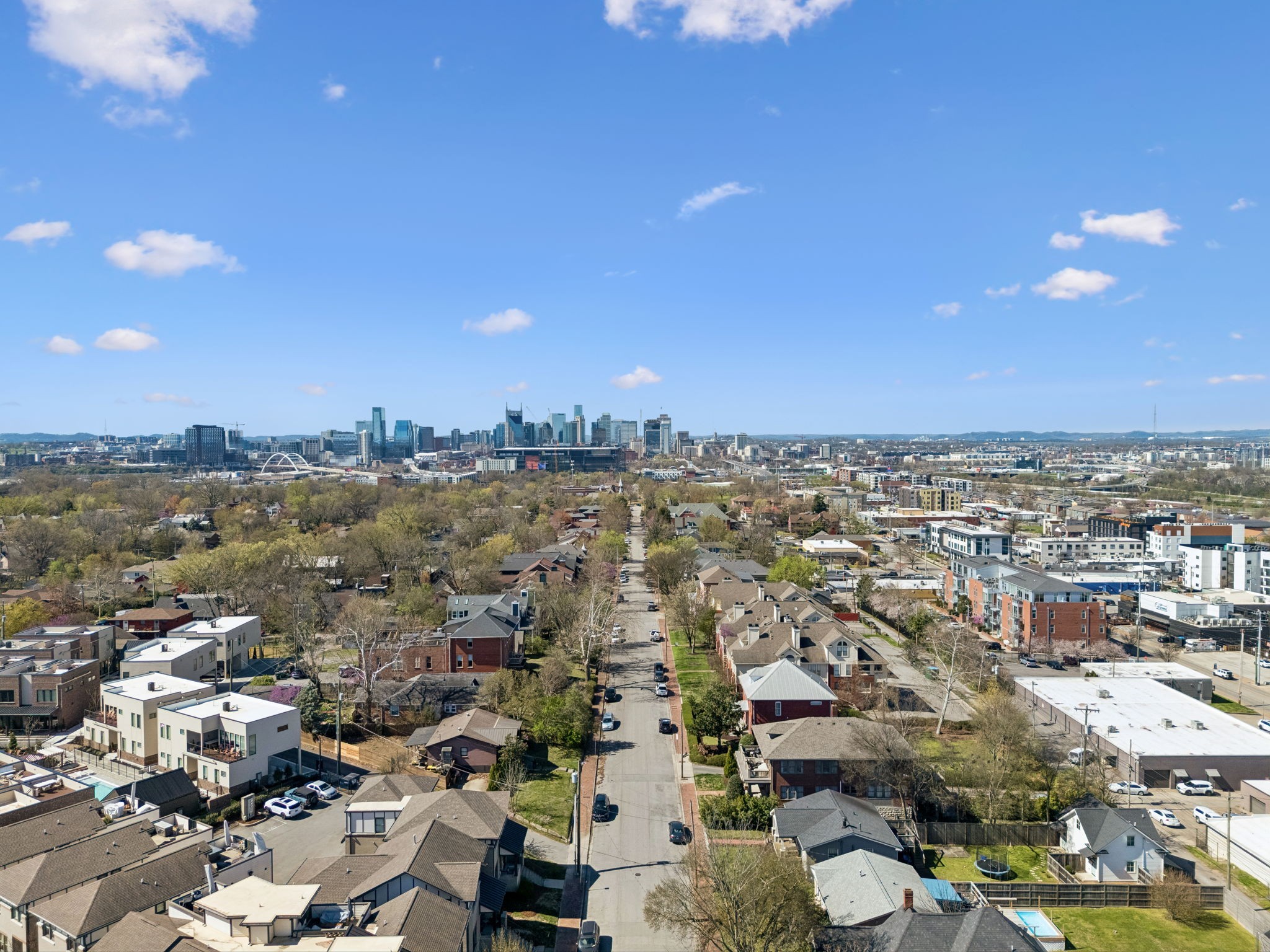 939 Russell Street Nashville TN 37206