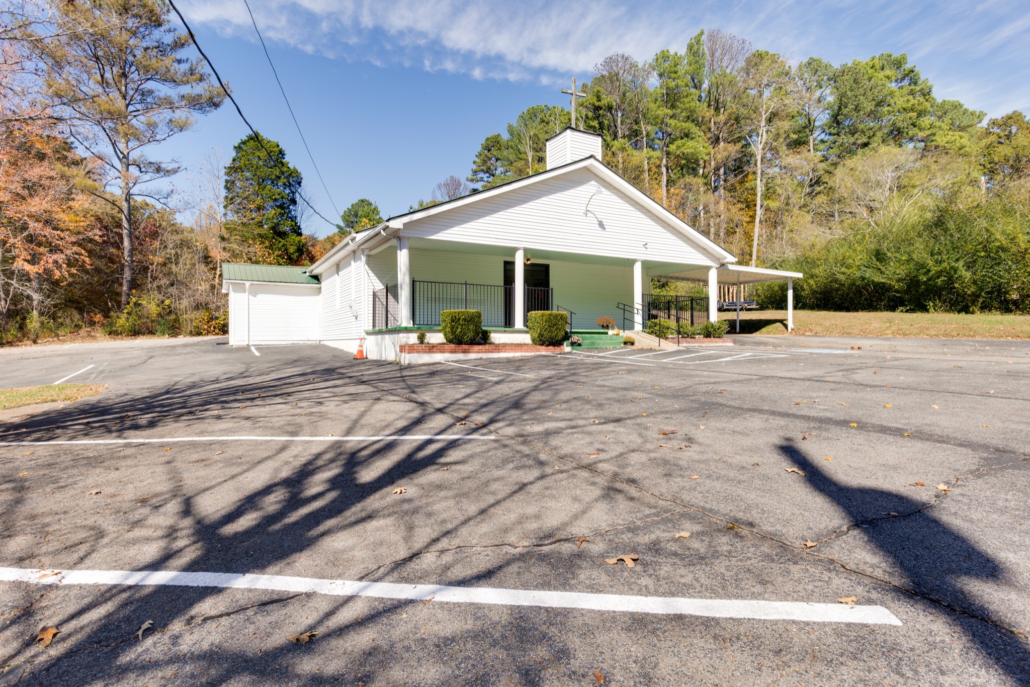 4479 Highway 100 Lyles TN 37098