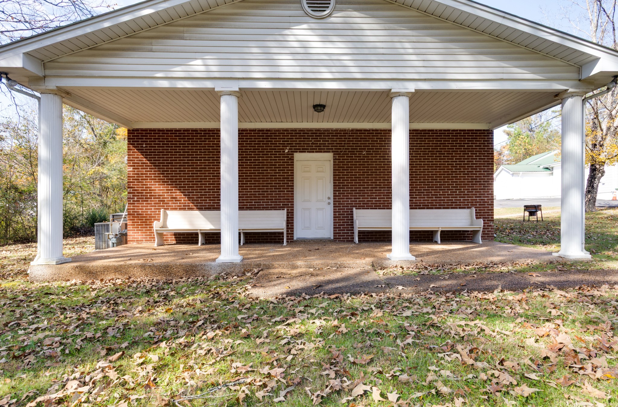 4479 Highway 100 Lyles TN 37098