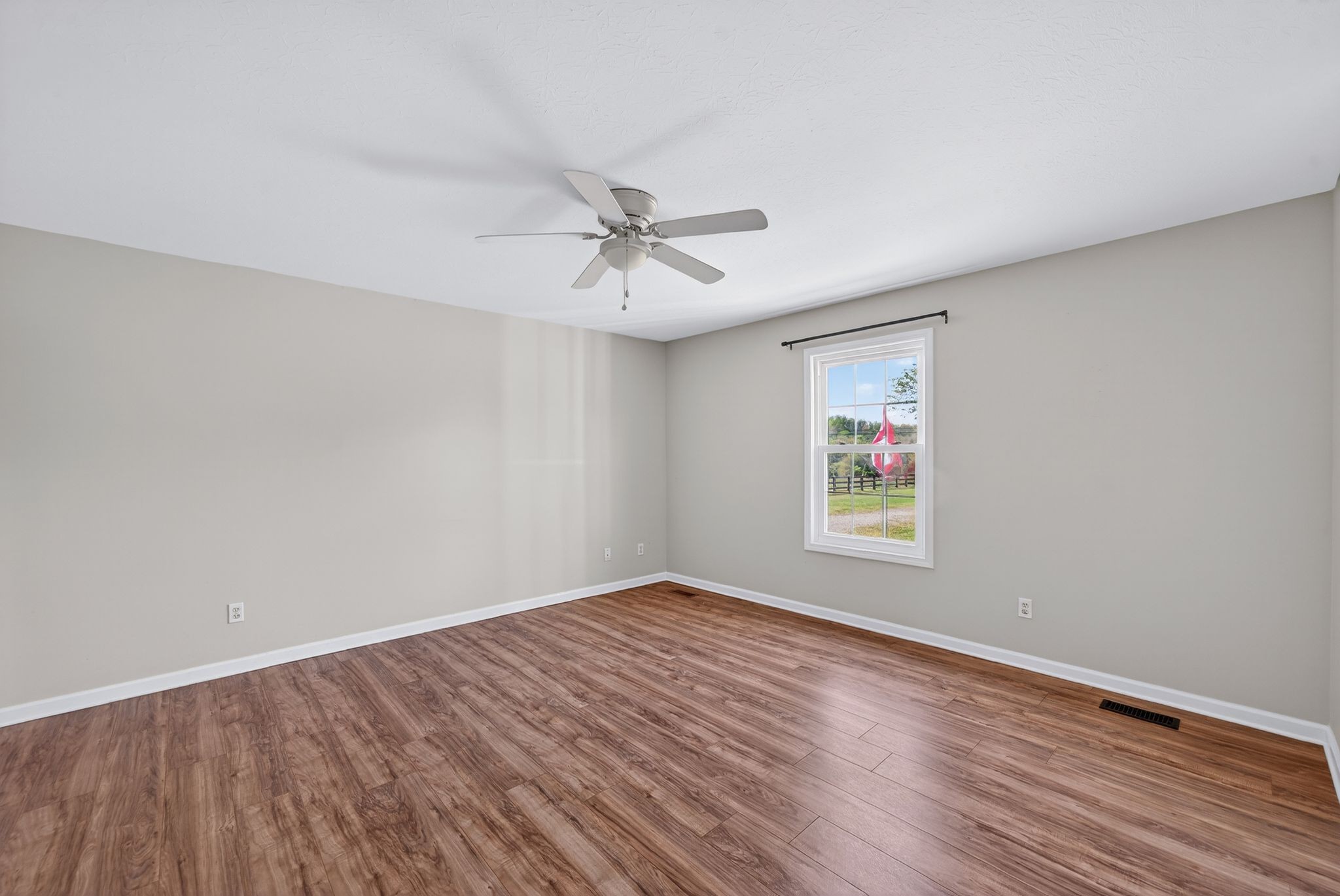 1698 John Sharp Road Spring Hill TN 37174