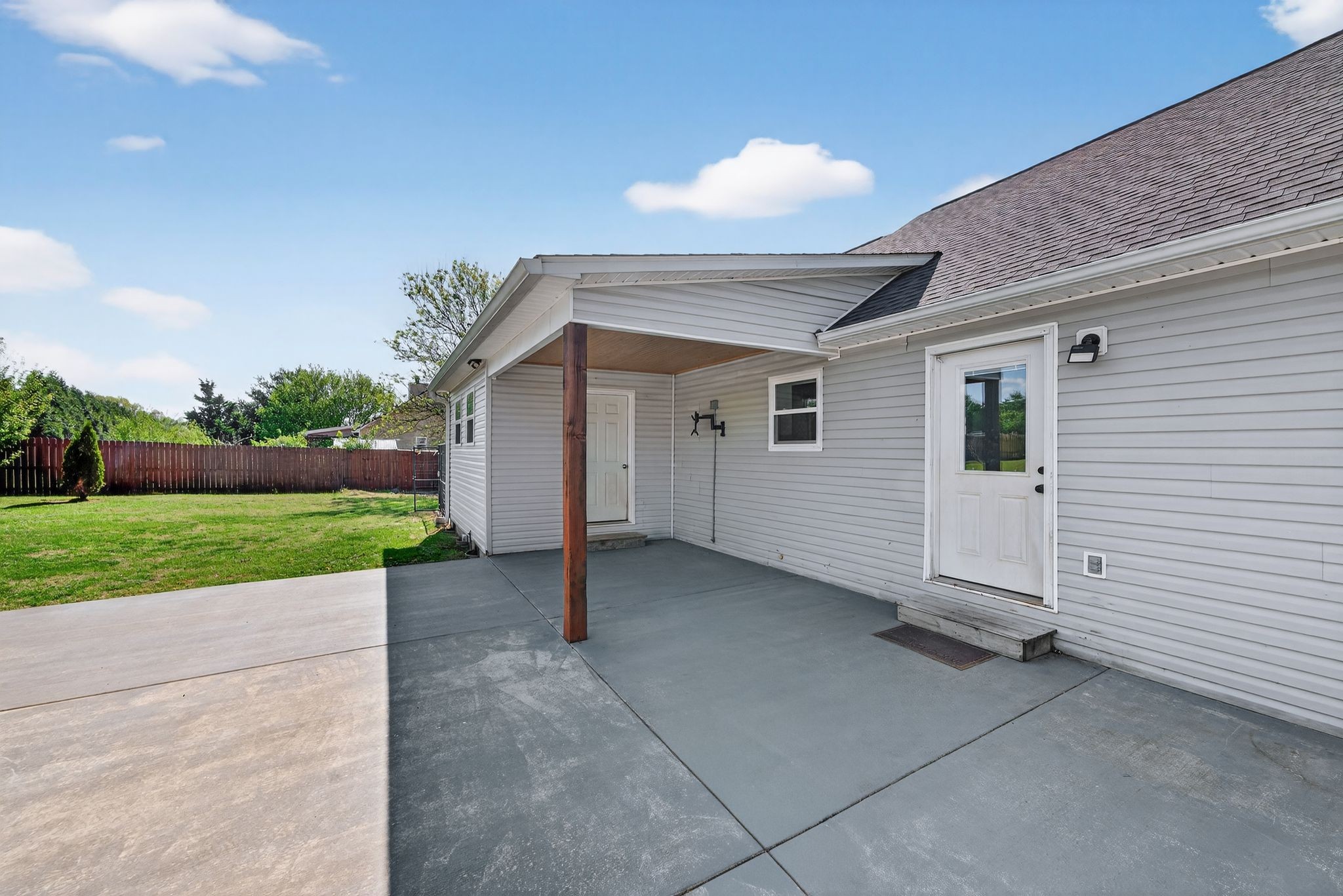 1698 John Sharp Road Spring Hill TN 37174