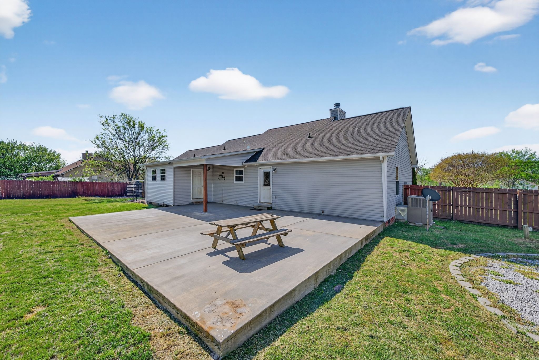 1698 John Sharp Road Spring Hill TN 37174