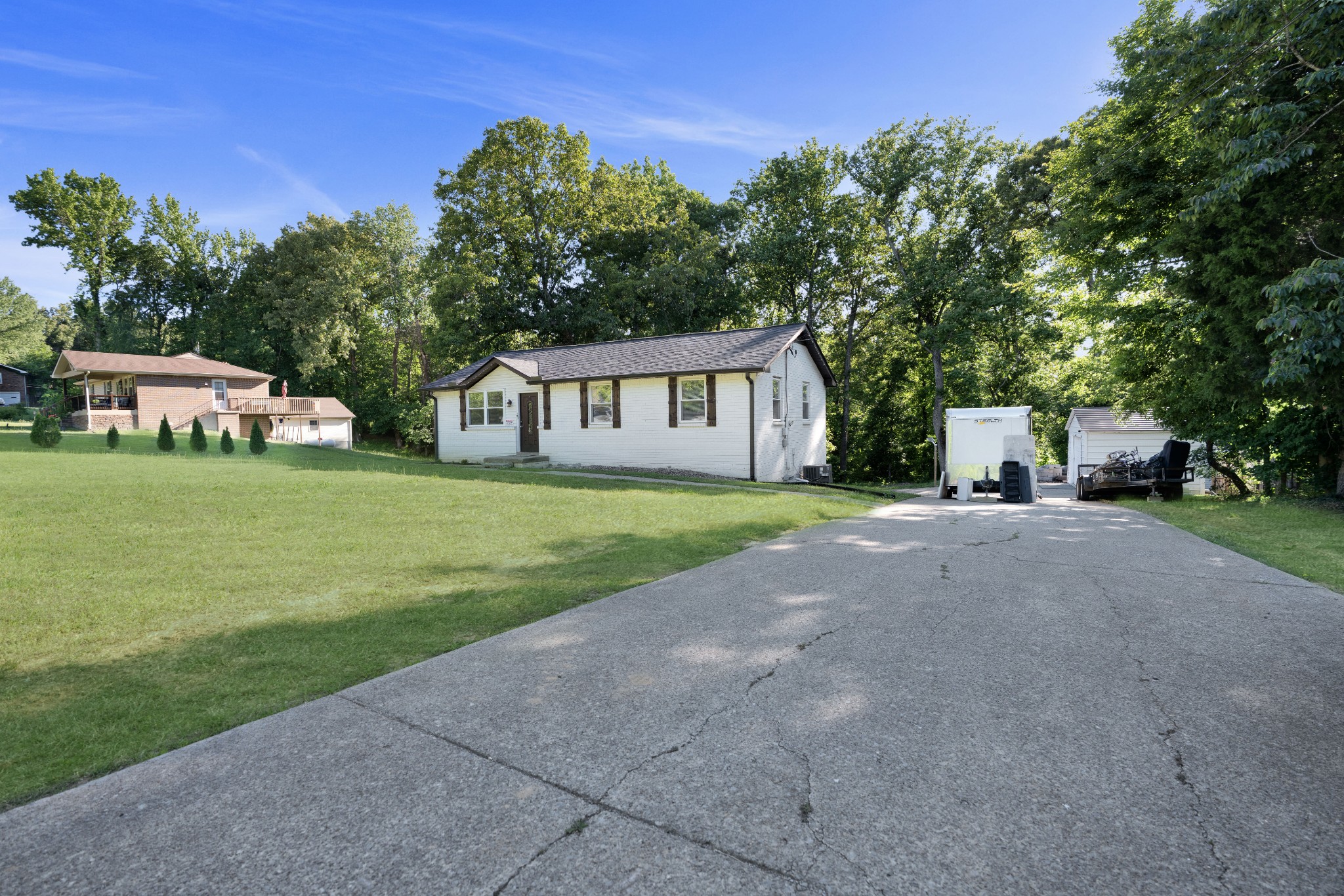 412 Hilltop Drive Clarksville TN 37040