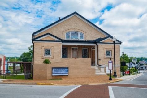 117 1st Ave, NE Winchester TN 37398