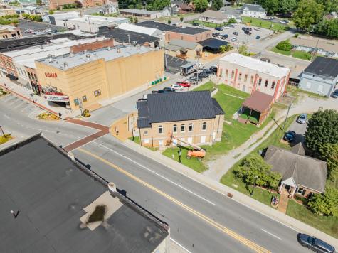 117 1st Ave, NE Winchester TN 37398