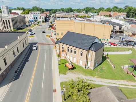 117 1st Ave, NE Winchester TN 37398