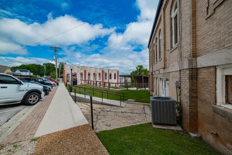 117 1st Ave, NE Winchester TN 37398