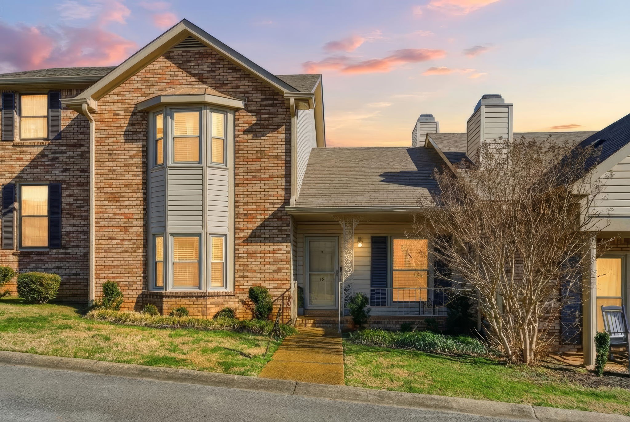 1818 Memorial Drive Clarksville TN 37043