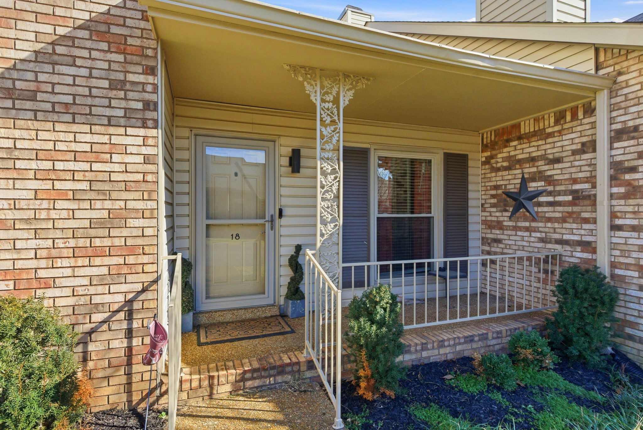 1818 Memorial Drive Clarksville TN 37043