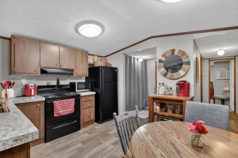 21 Lincoln Lake Road Kelso TN 37348