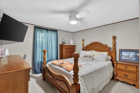 21 Lincoln Lake Road Kelso TN 37348