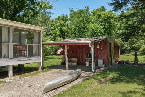 21 Lincoln Lake Road Kelso TN 37348