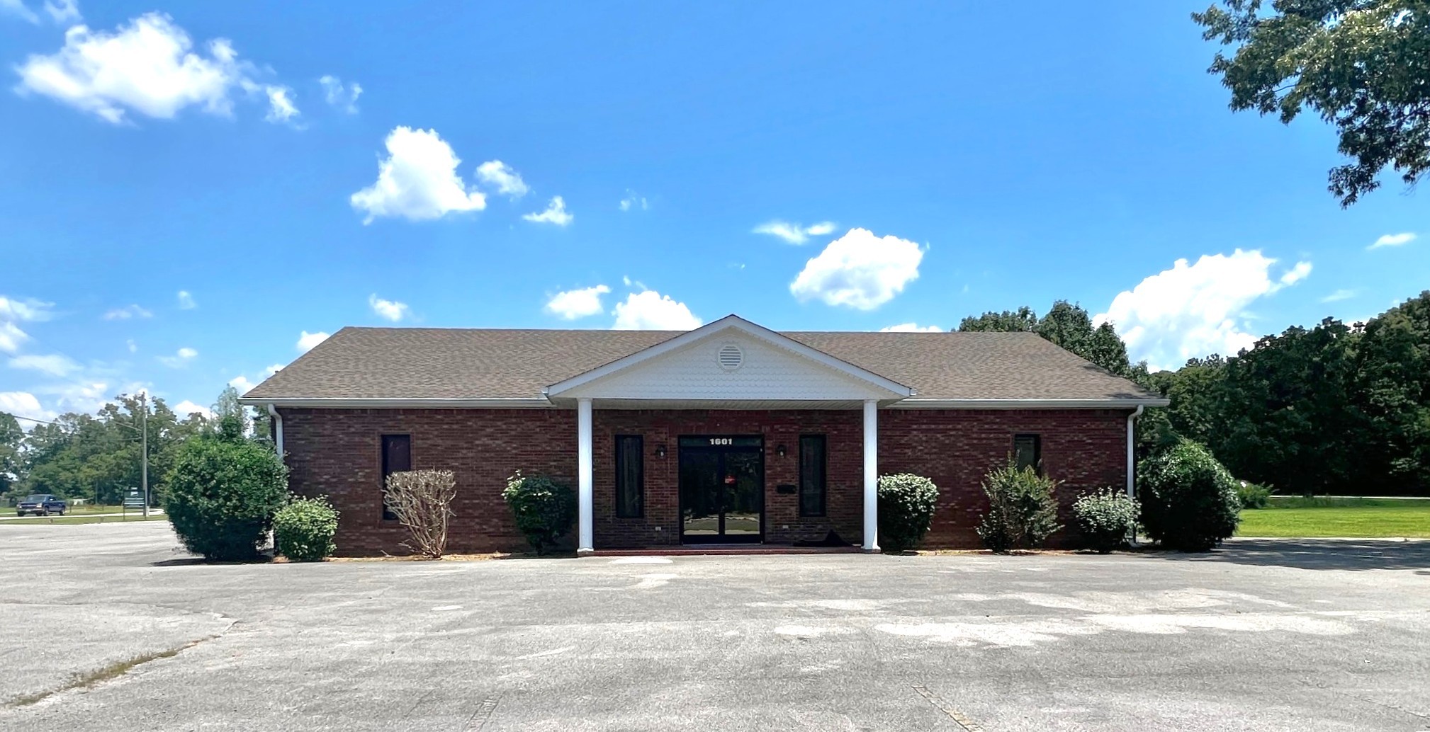 1601 Mcarthur Street Manchester TN 37355