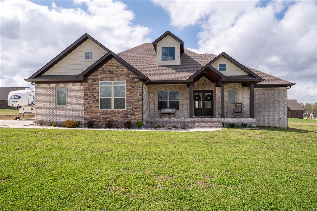 114 Hurst Drive Leoma TN 38468