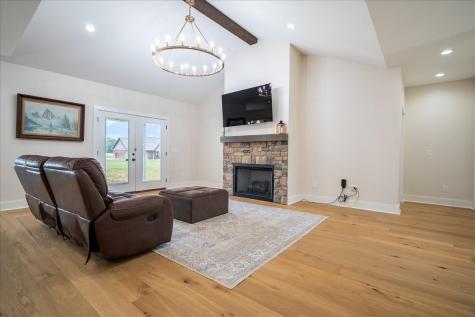 114 Hurst Drive Leoma TN 38468