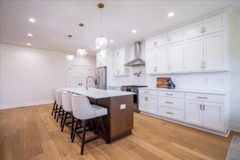 114 Hurst Drive Leoma TN 38468