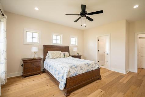114 Hurst Drive Leoma TN 38468