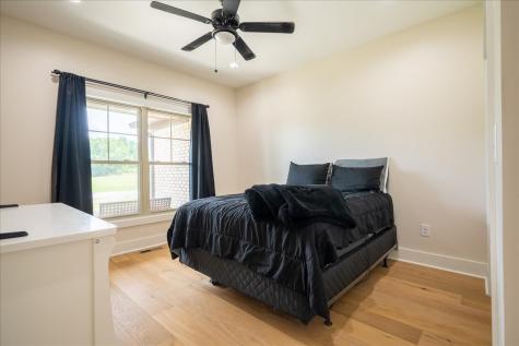 114 Hurst Drive Leoma TN 38468